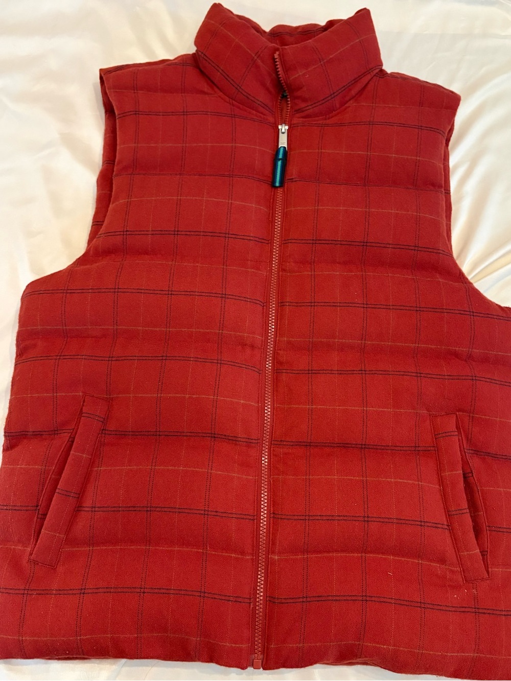 Men's Quilted Red Plaid Puffer Vest - Sleeveless Zip Front